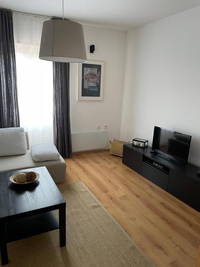 Holiday Home Cesarica 卡尔卢巴格 外观 照片